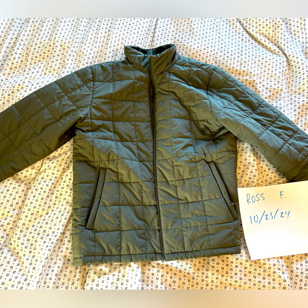 Green North face large puffer jacket